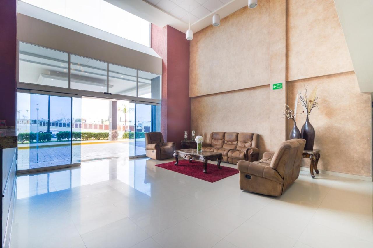 Capital O Hotel Herederos, Piedras Negras Dış mekan fotoğraf