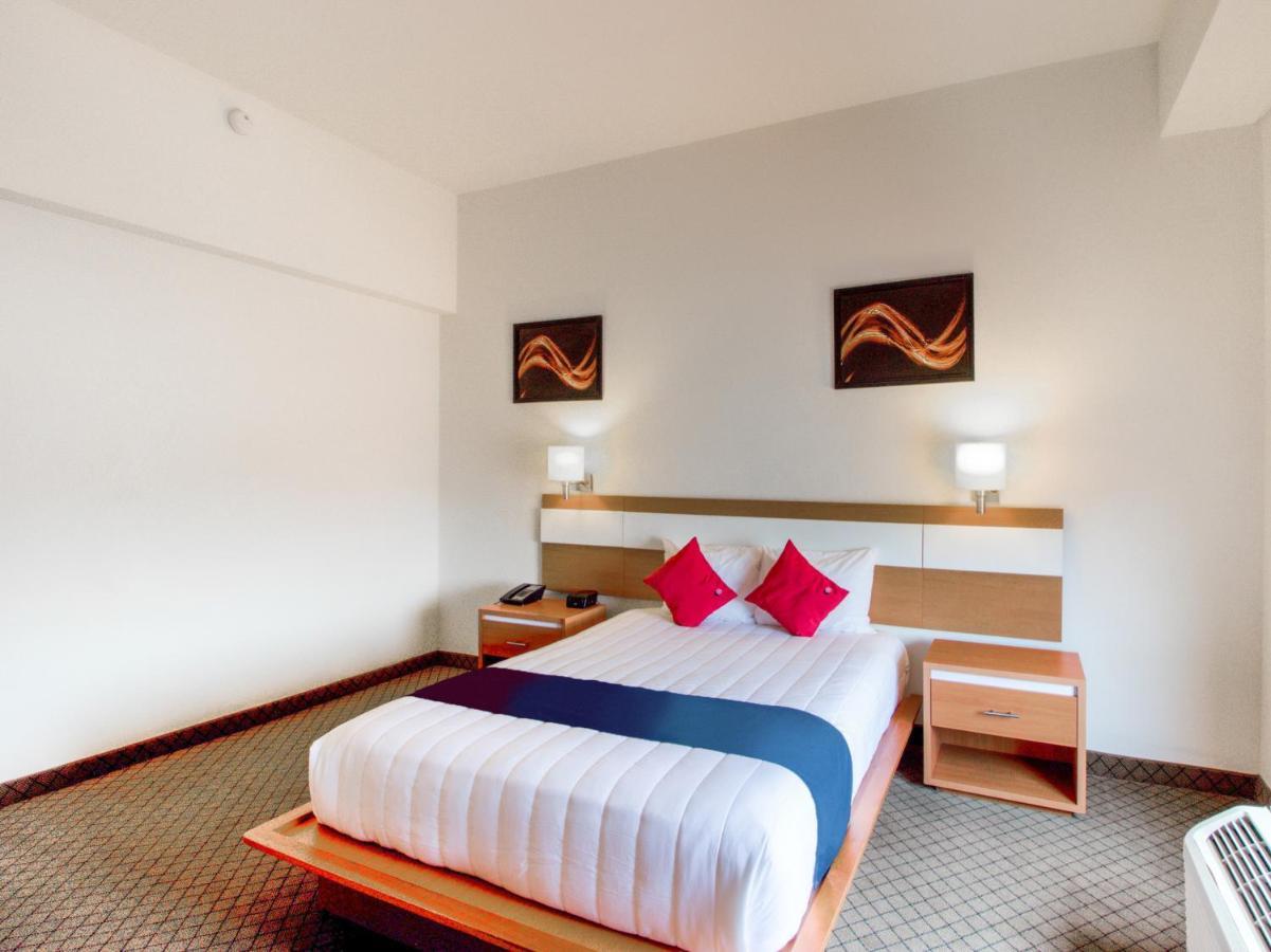 Capital O Hotel Herederos, Piedras Negras Dış mekan fotoğraf